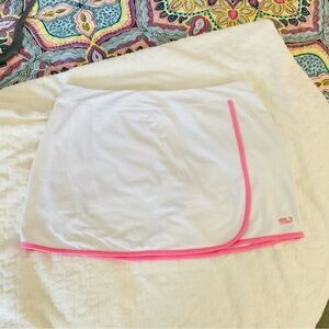 Vineyard Vines White Skort with Pink Trim